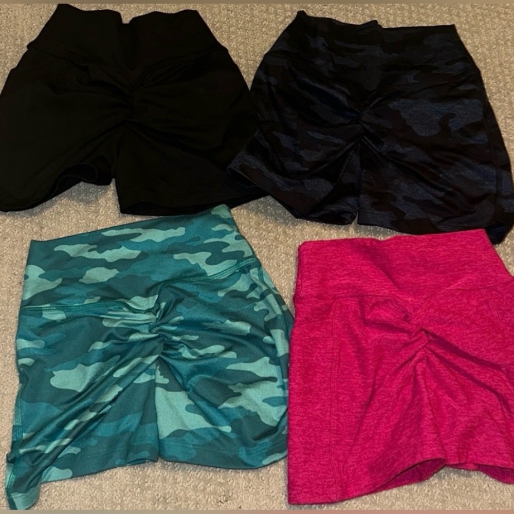 Excellent Cond! (4) Bombshell Athletic Shorts